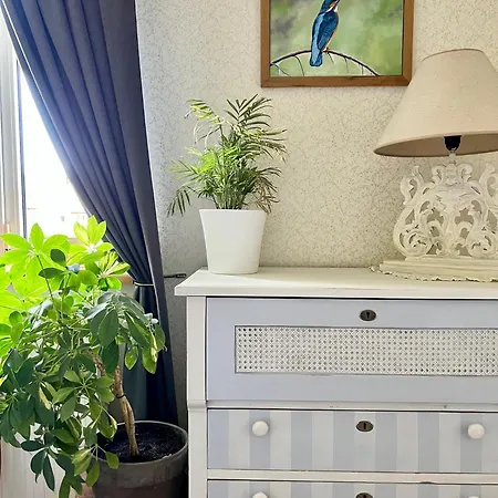 Private Family With Sauna, Hot Tub, Playground And Outside Lounge Area 别墅 *