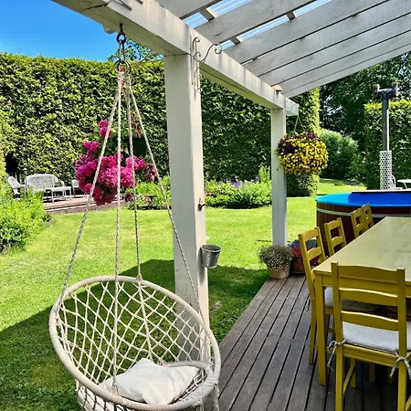 别墅 Private Family With Sauna, Hot Tub, Playground And Outside Lounge Area *