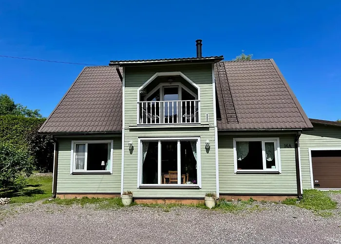 Private Family With Sauna, Hot Tub, Playground And Outside Lounge Area * 派尔努