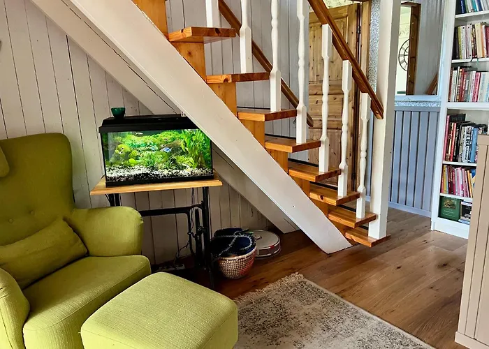 别墅 Private Family With Sauna, Hot Tub, Playground And Outside Lounge Area 派尔努