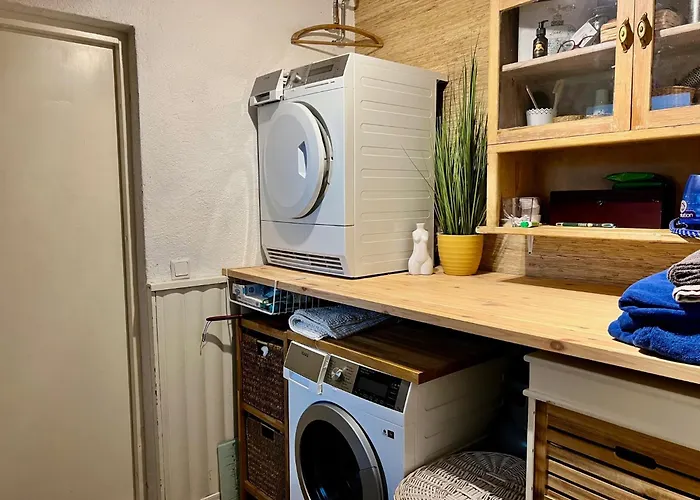 Private Family With Sauna, Hot Tub, Playground And Outside Lounge Area 派尔努