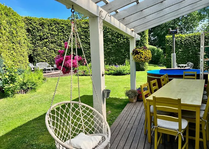 别墅 Private Family With Sauna, Hot Tub, Playground And Outside Lounge Area *