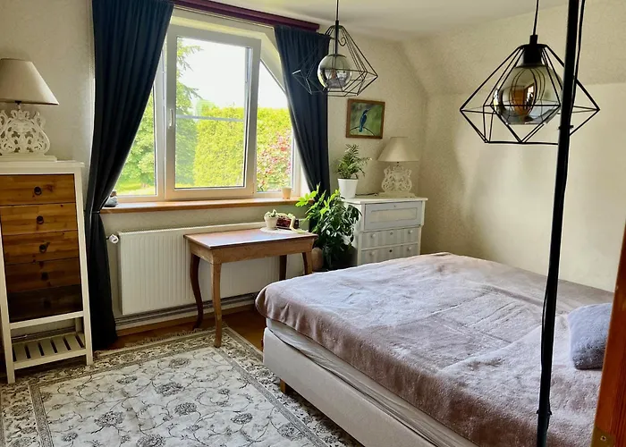 别墅 Private Family With Sauna, Hot Tub, Playground And Outside Lounge Area 派尔努