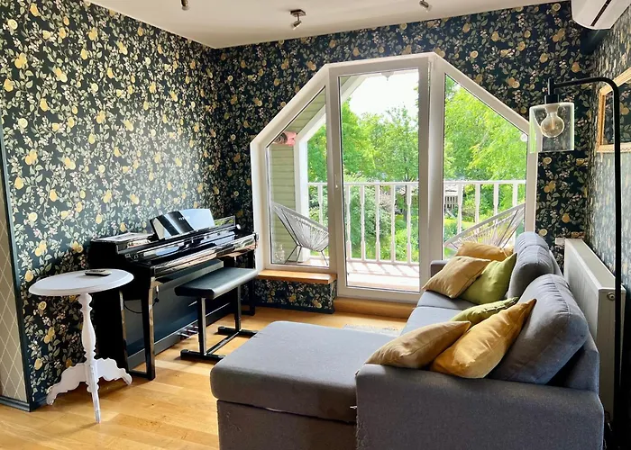 Private Family With Sauna, Hot Tub, Playground And Outside Lounge Area 派尔努